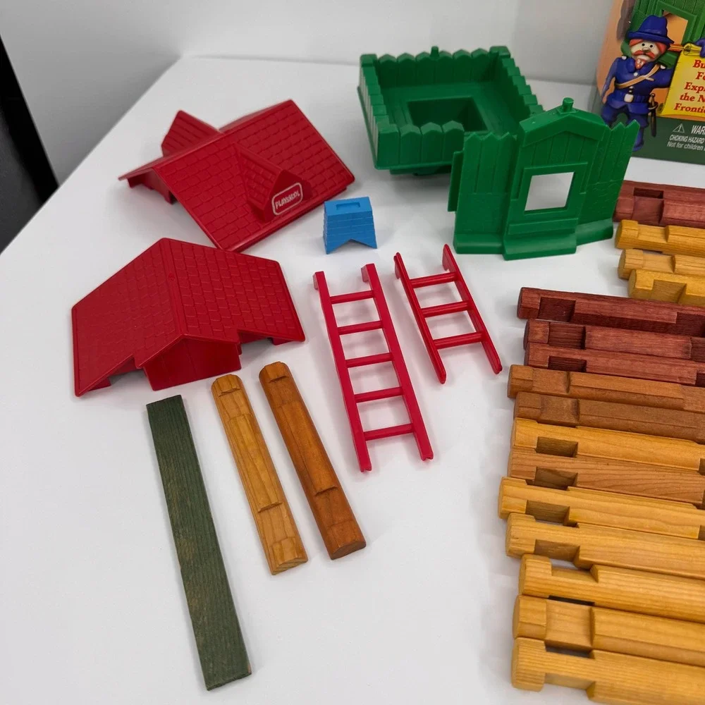 Lincoln Logs Frontier Explorer Incomplete Real Wood Building Set 00901 100 Piece